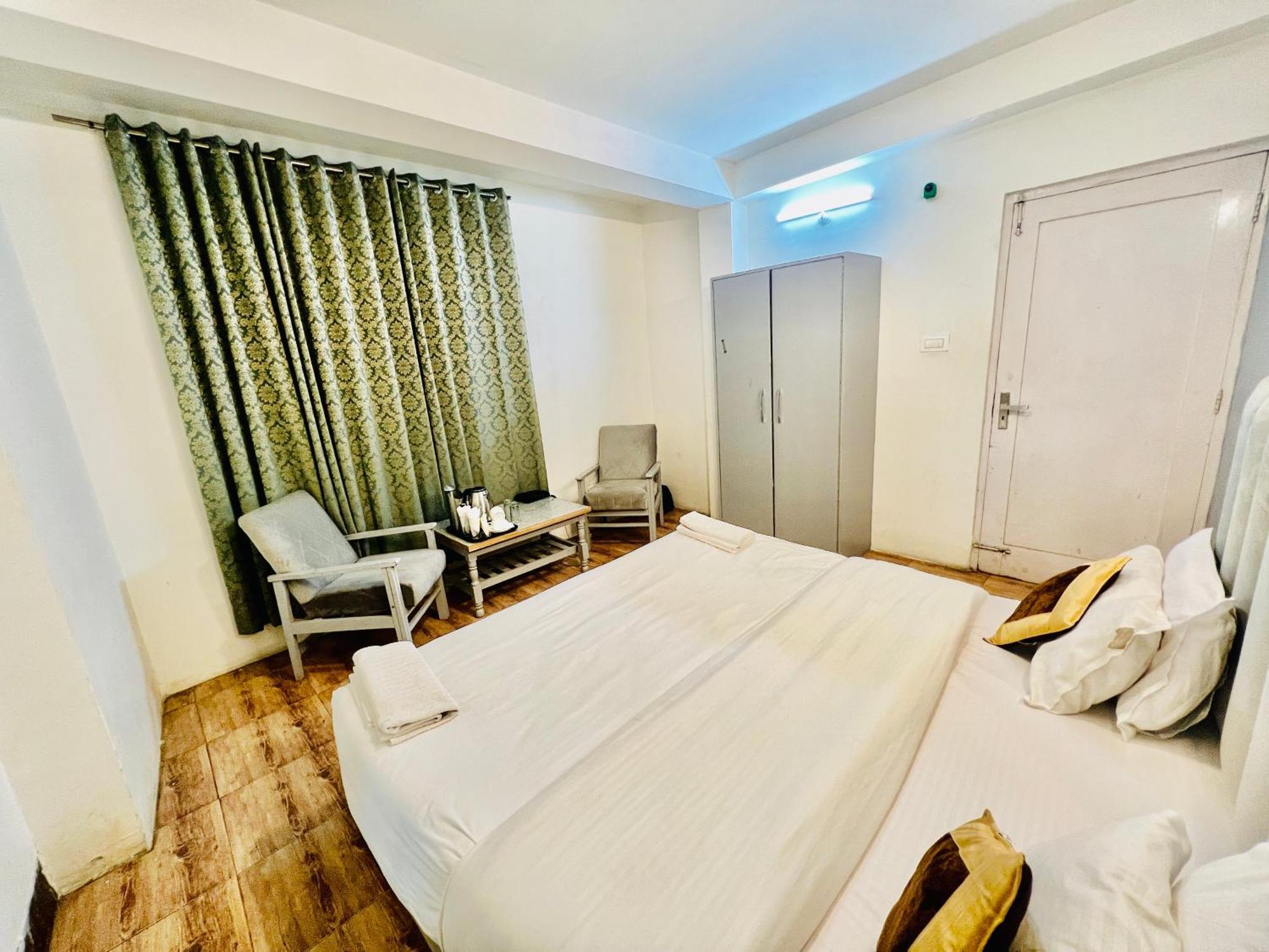 Hotel Green Link -#Near Volvo Bus Stand #Mountain View #River View #Open Terrace Manāli Exterior foto